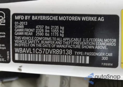 2013 BMW X1 xDrive28I из США, поврежденный, VIN WBAVL1C57DVR89138